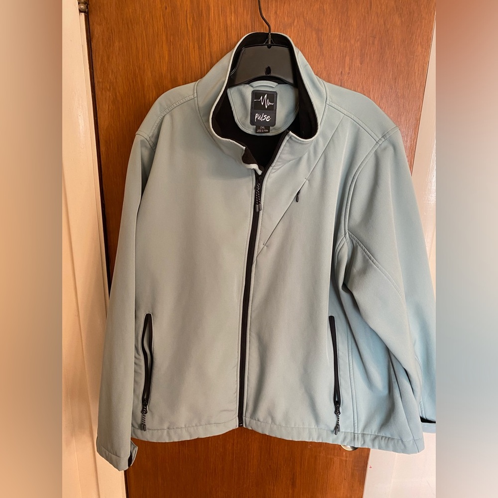 Women’s Plus Size Soft Shell Pulse Jacket in GUC, color sea foam green, size 2X